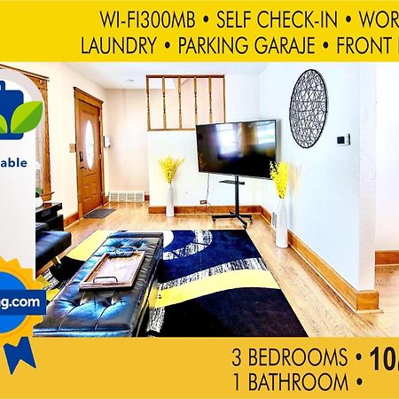 The Amber Retreat - Brooklyn Centre Comfort - Charming Space For Families, Couples & Business Travelers Near Downtown - With 300Mb Wifi, Parking & Self Check-In Клівленд Екстер'єр фото